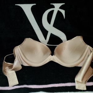 Victoria's Secret Padded Push Up Bra 36D